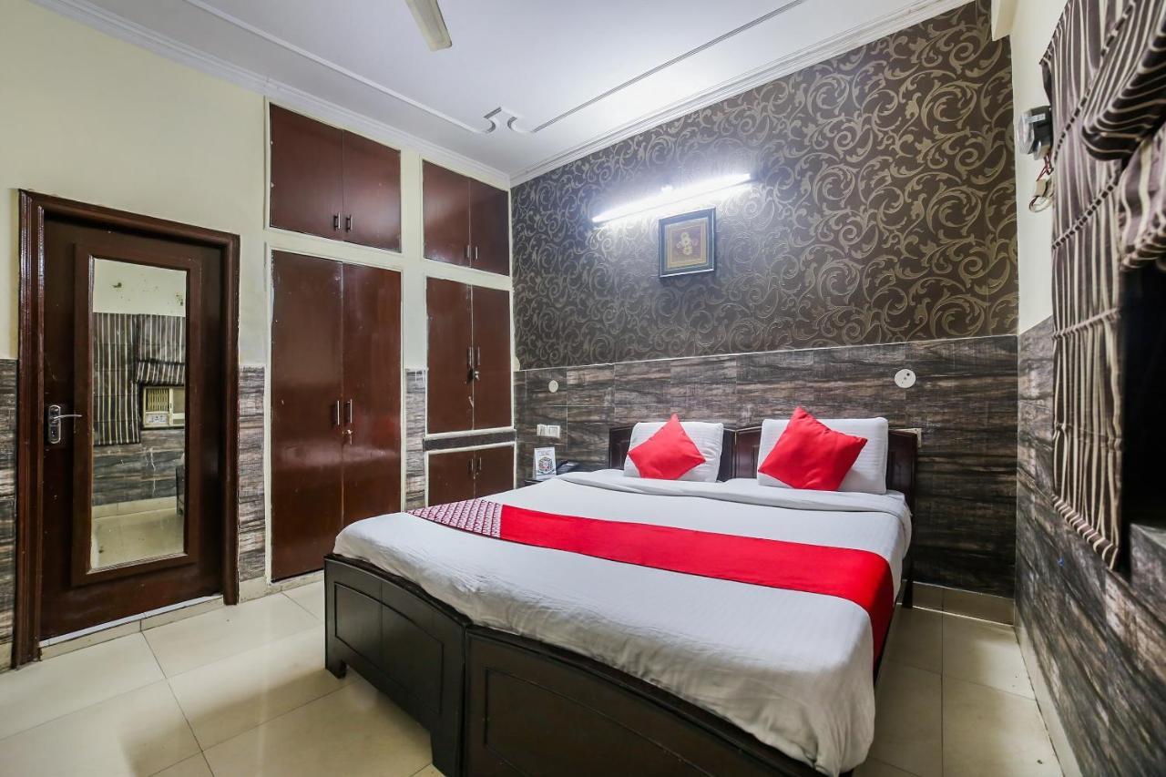 Oyo Downtown Inn Near Leisure Valley Park Gurgaon Ngoại thất bức ảnh
