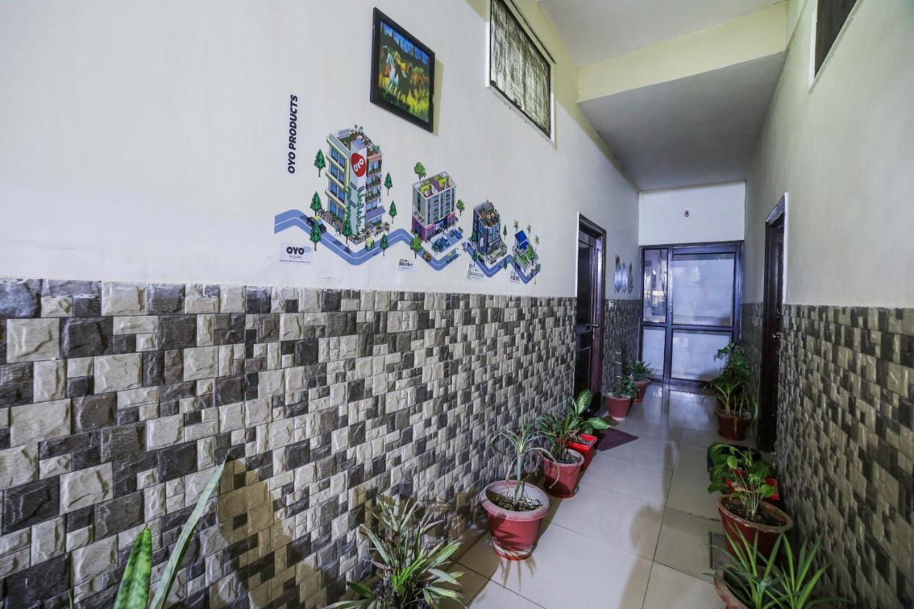 Oyo Downtown Inn Near Leisure Valley Park Gurgaon Ngoại thất bức ảnh