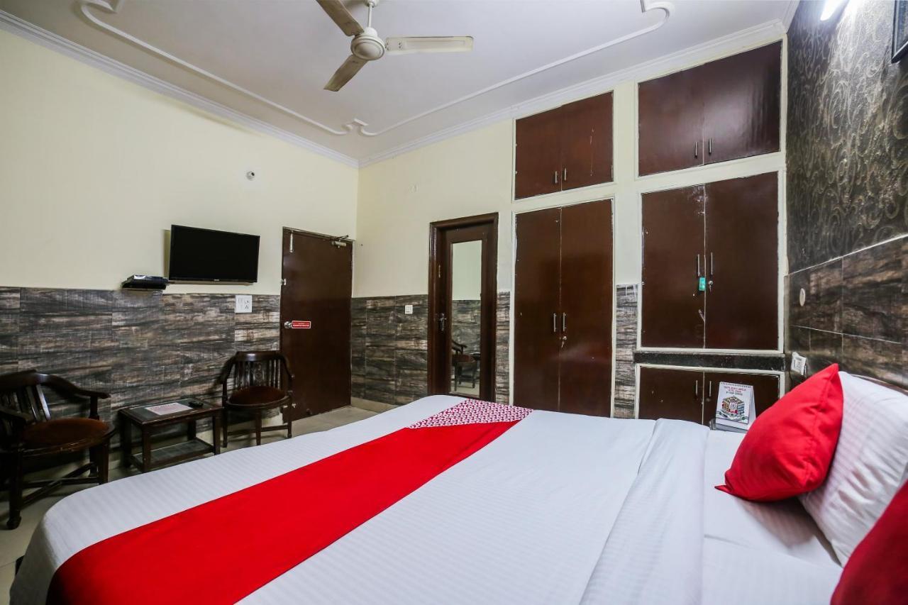 Oyo Downtown Inn Near Leisure Valley Park Gurgaon Ngoại thất bức ảnh