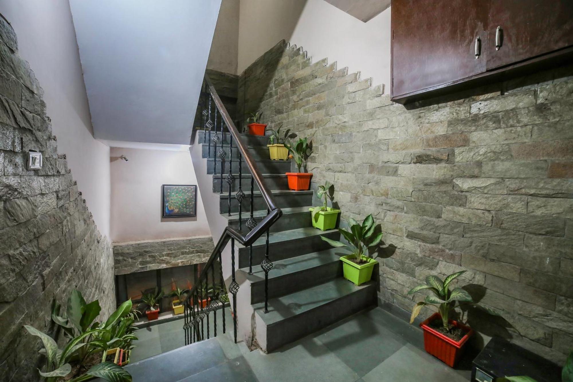 Oyo Downtown Inn Near Leisure Valley Park Gurgaon Ngoại thất bức ảnh
